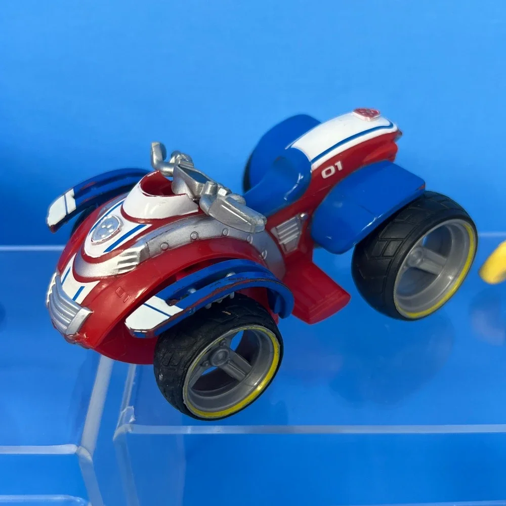 Spin Master some wear
